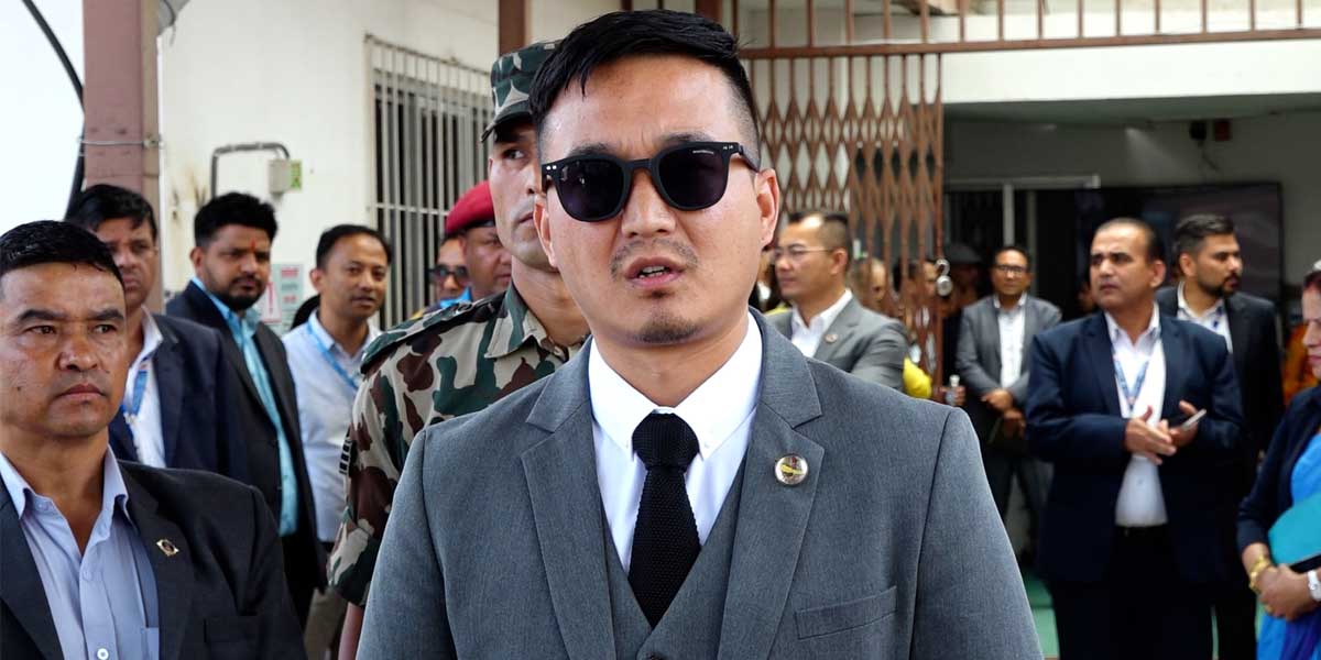 sudhan-gurung-minister-04-03.jpg